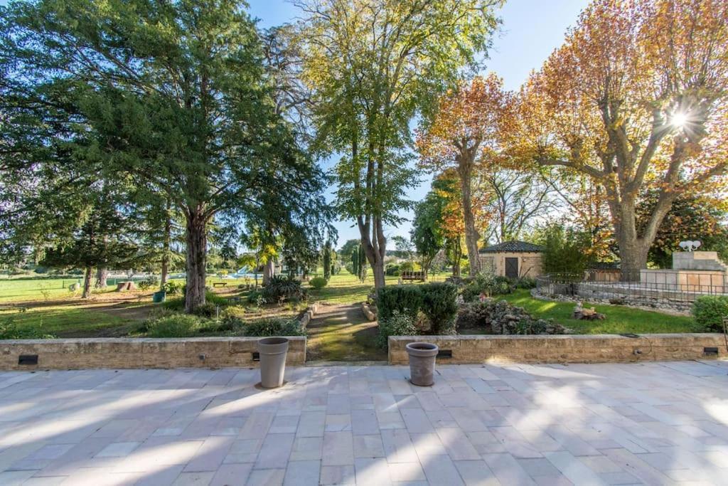 Вилла Domaine Mas Begon Aigues-Vives  Экстерьер фото